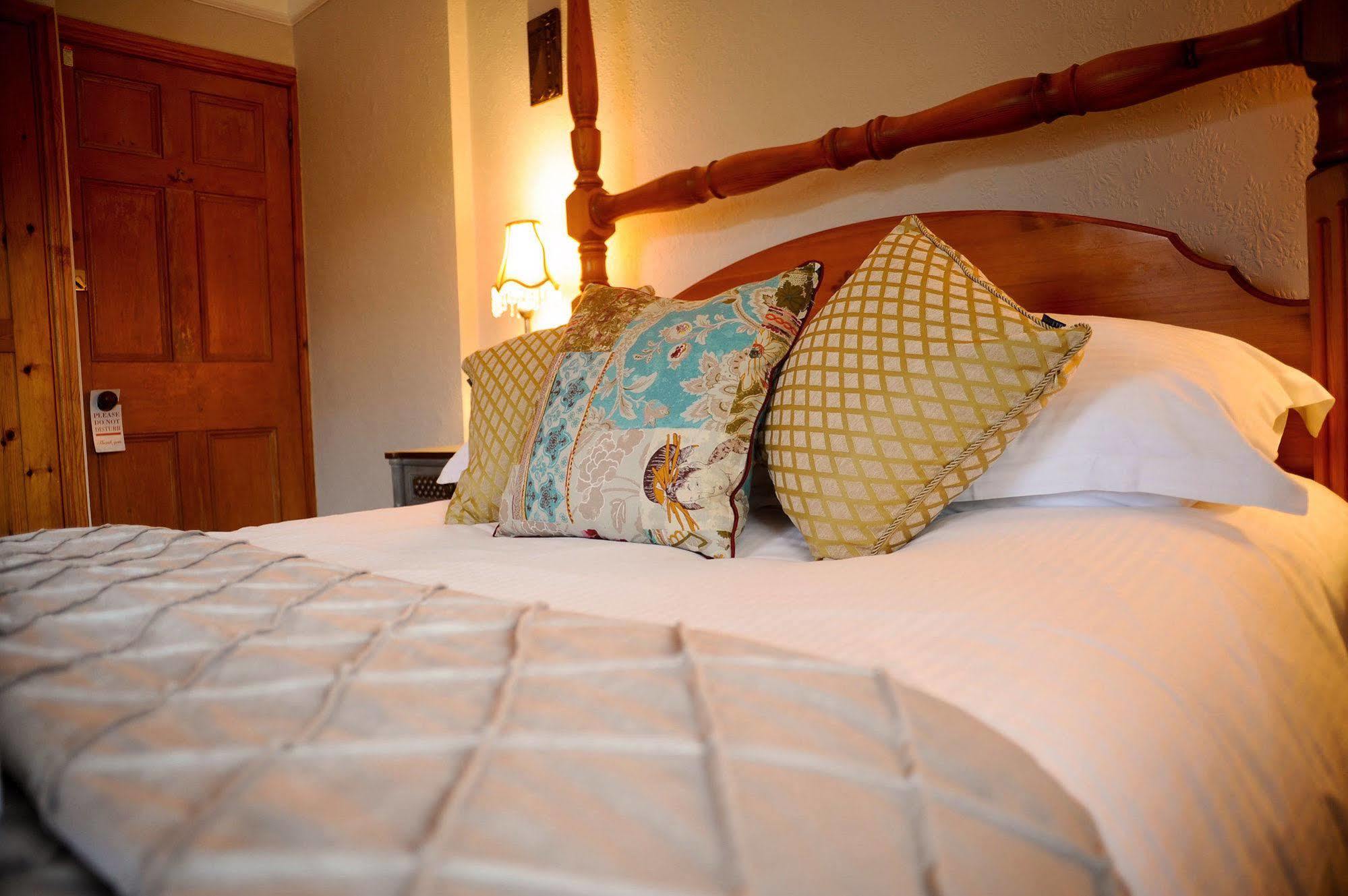 Chestnuts Guest House (Adults Only) Віндермір Екстер'єр фото