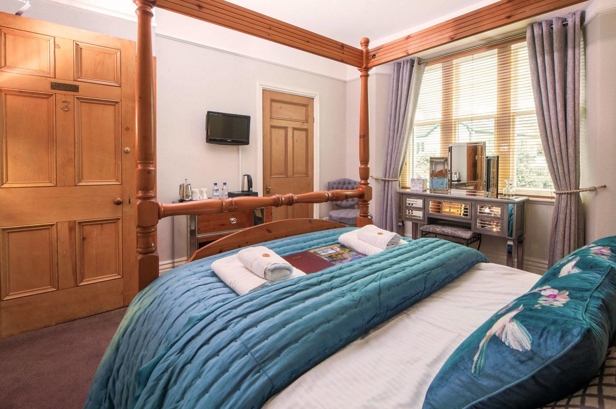 Chestnuts Guest House (Adults Only) Віндермір Екстер'єр фото